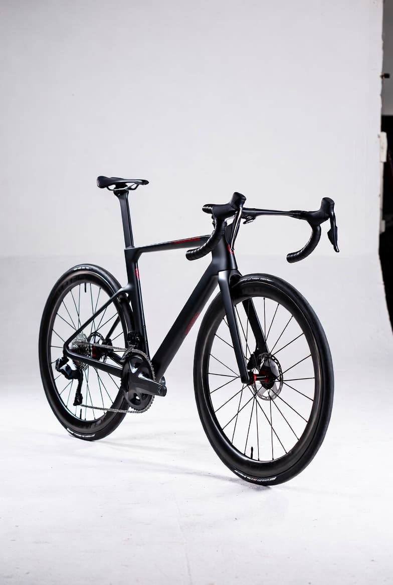 AeroSwift Carbon Road 8.2